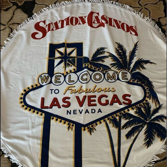 Beach Towel Welcome To Fabulous Las Vegas Nevada Large Round White Red Gold Sun - Picture 8 of 8